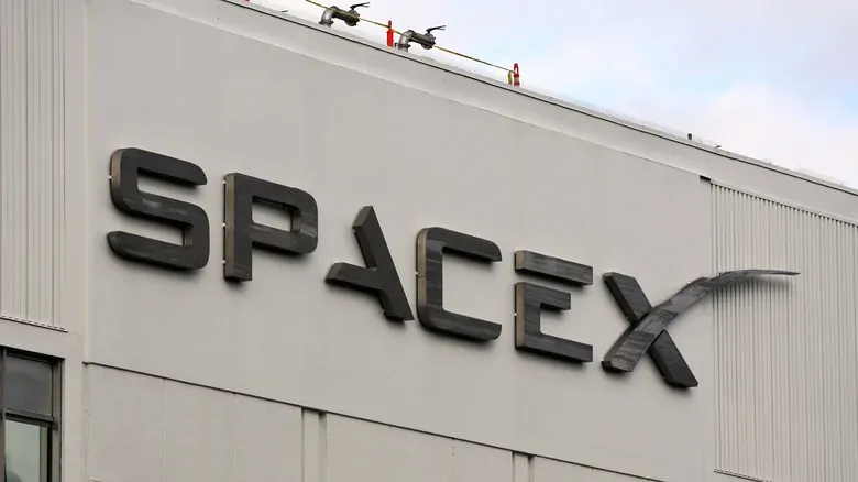 SpaceX, yapay zeka kodlama devi Cursor'u 60 milyar dolara satın alıyor