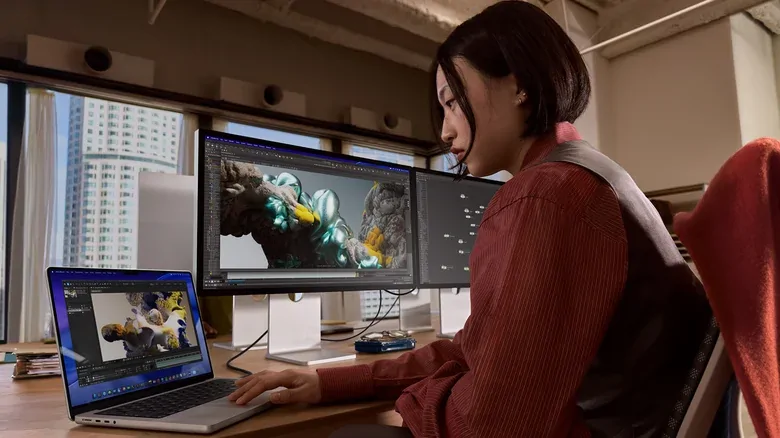 MacBook Pro M5 zamlandı: Yeni fiyatıyla satın almak mantıklı mı?